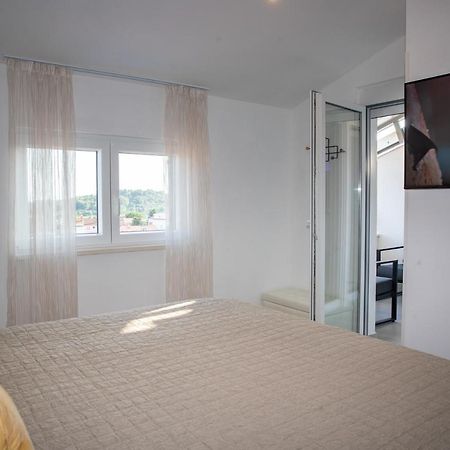 Blue Sky Apartment Rovinj Exterior foto